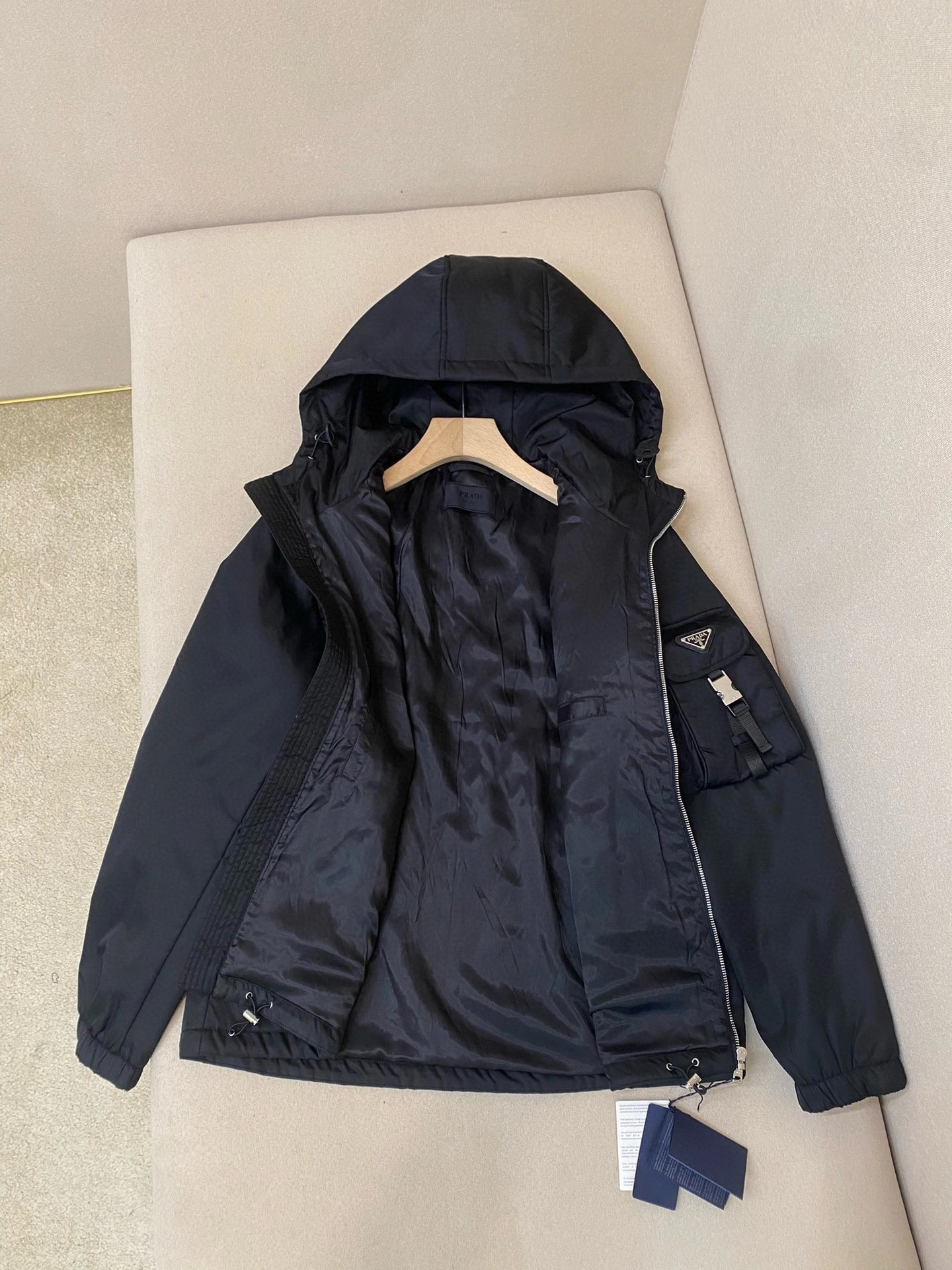 wg.luxury- Pr141 oversized item:D-F409J5907